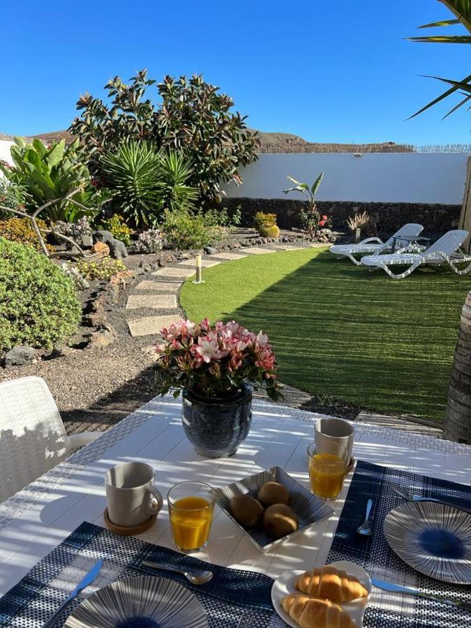 Tender Suite Corralejo Exteriör bild